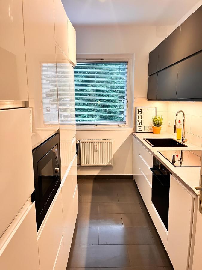 01 Bedroom In Mitte-Up To 5 People-Private Free Parking Berlin Kültér fotó