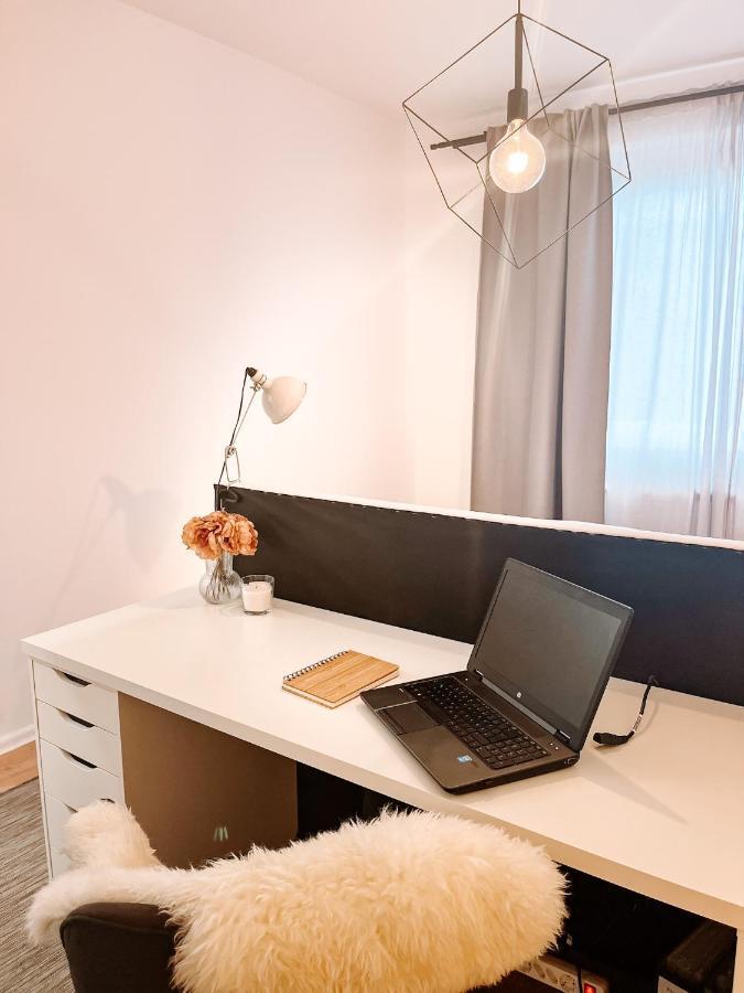 01 Bedroom In Mitte-Up To 5 People-Private Free Parking Berlin Kültér fotó